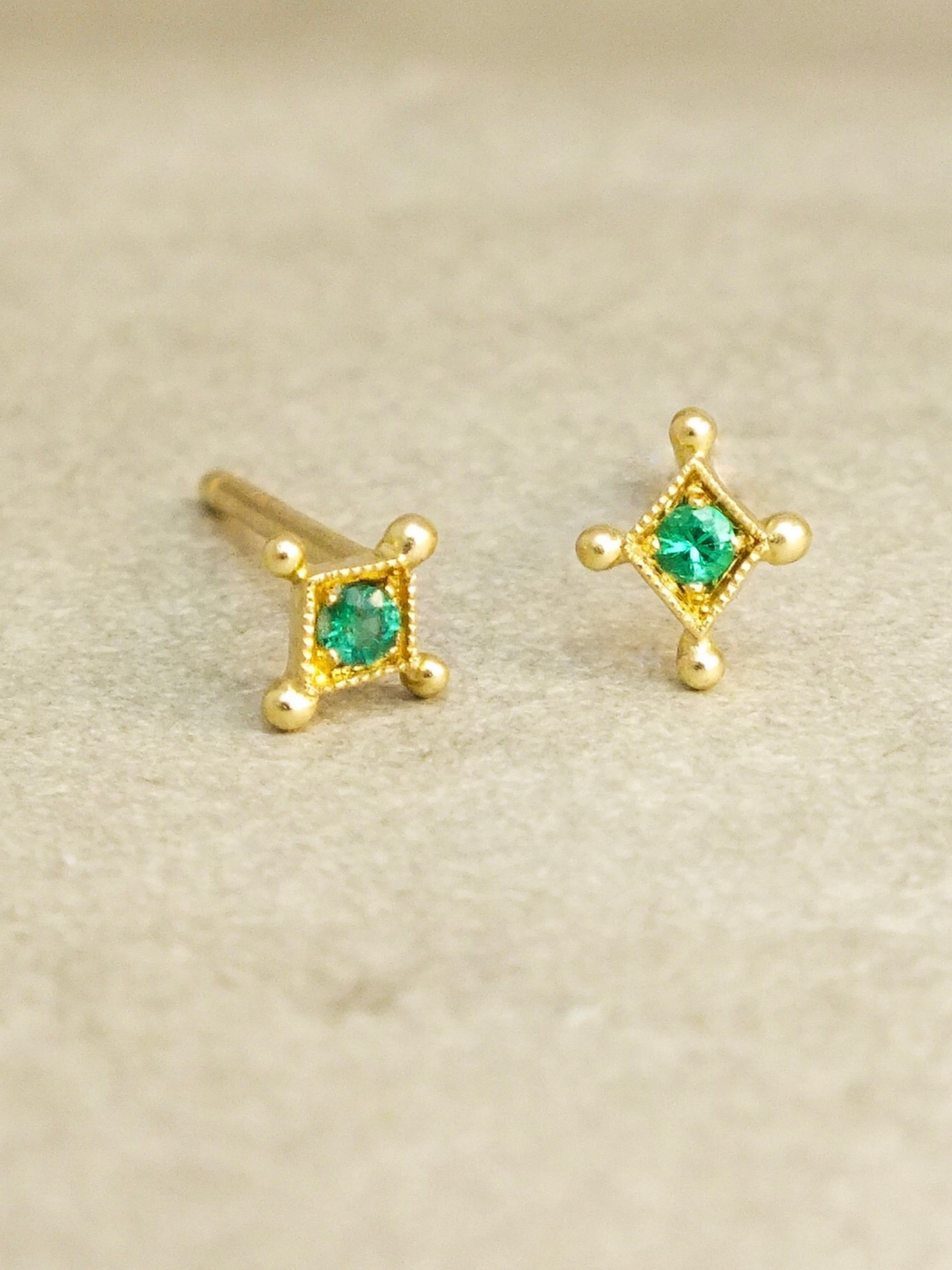 Temple of the Stars Emerald Studs Earrings