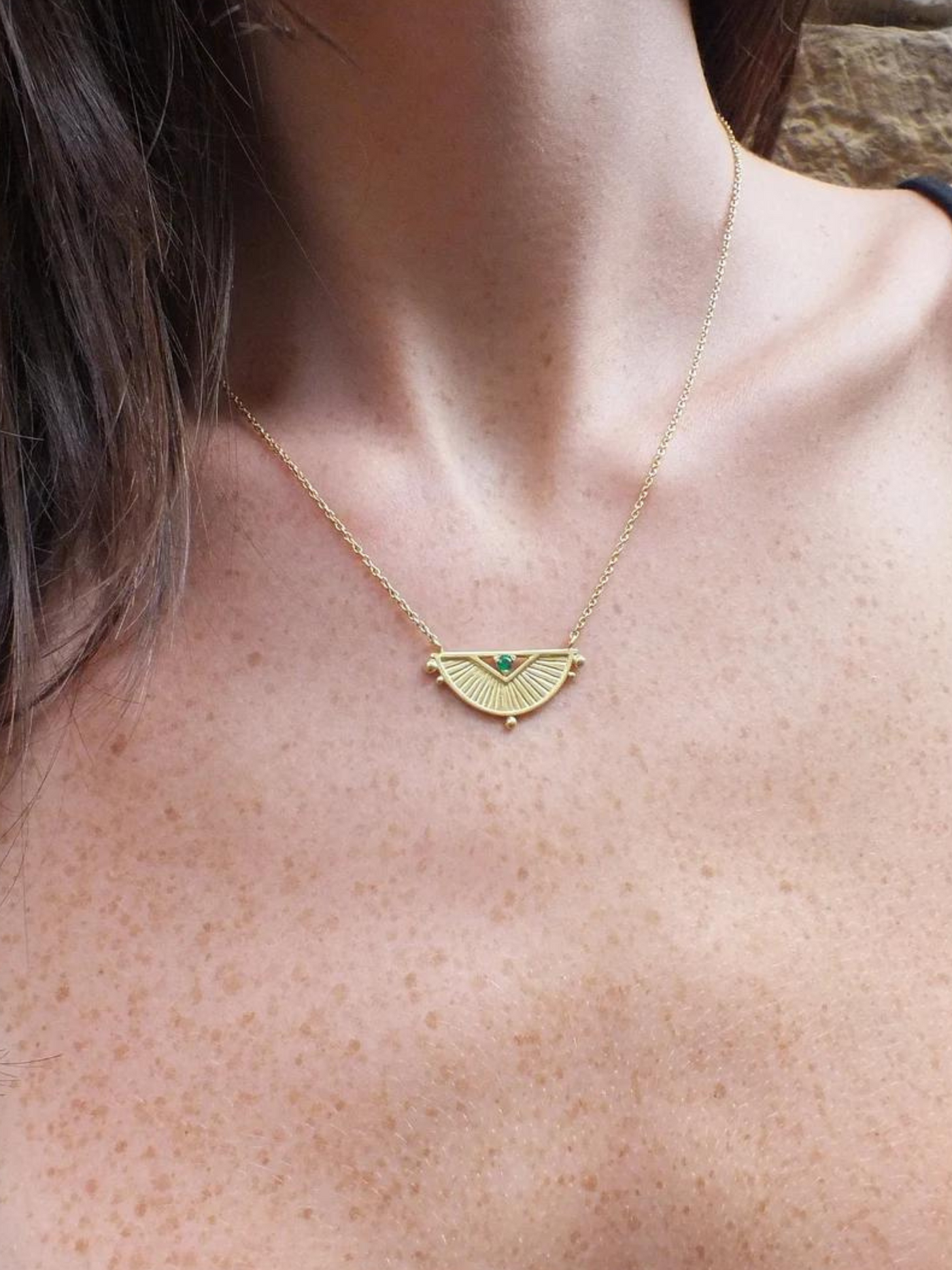 Eos Necklace in 18k Gold